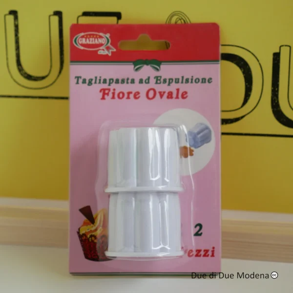 Tagliapasta ad espulsione fiore ovale Graziano