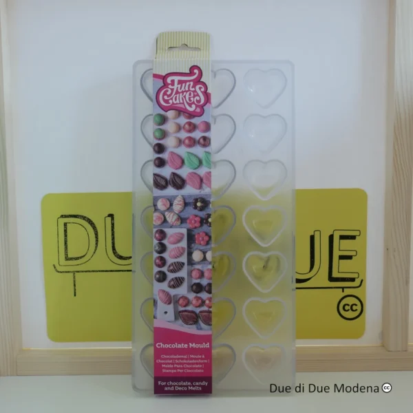 Stampi per cioccolatini cuore FunCakes